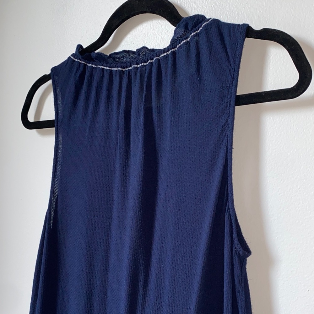 Max Studio Navy Embroidered Sleeveless Blouse - Picture 8 of 10